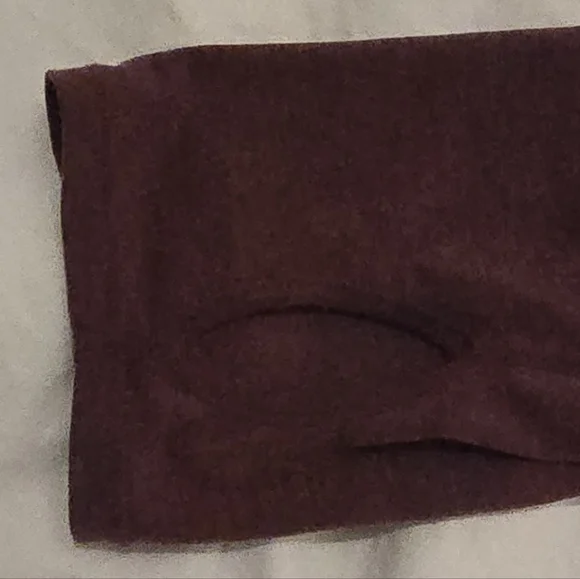 VEUC - Gap Maternity Hoodie - Burgundy/Maroon Colour; Size Large; Breathable - Picture 4 of 10